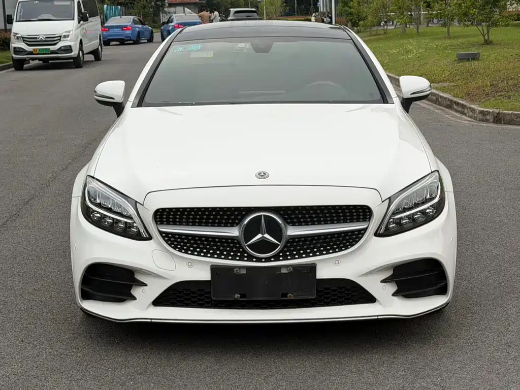 Mercedes-Benz C-Class 2020