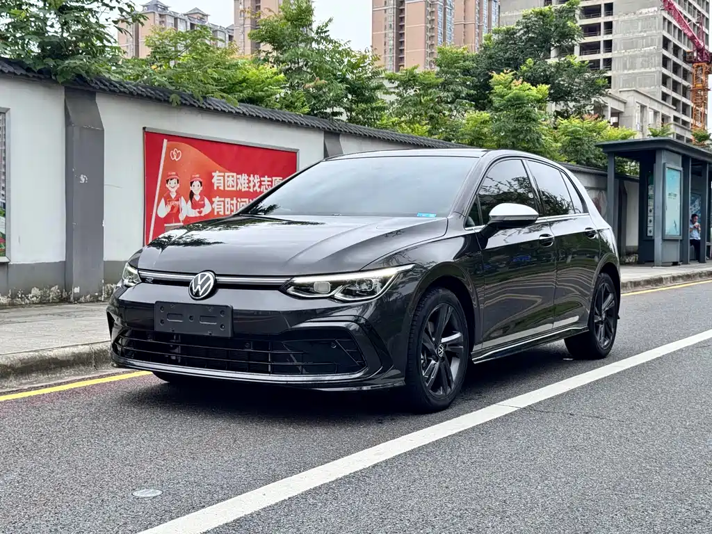 Volkswagen Golf 2023
