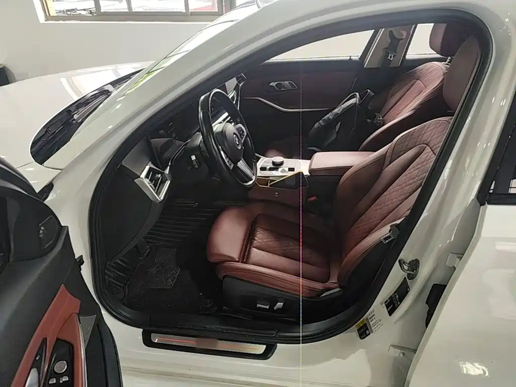 BMW i3 2023 — фото 16