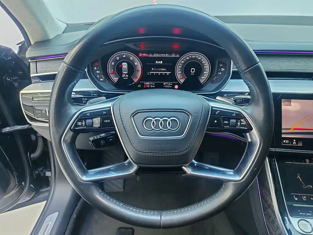 Audi A8 2019 — фото 8