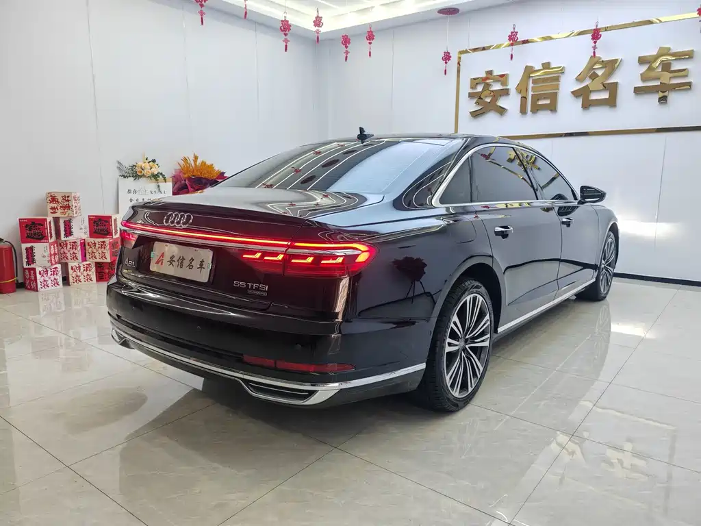 Audi A8 2019 — фото 14