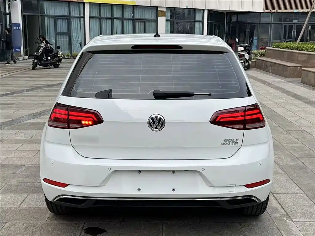 Volkswagen Golf 2019 — фото 5