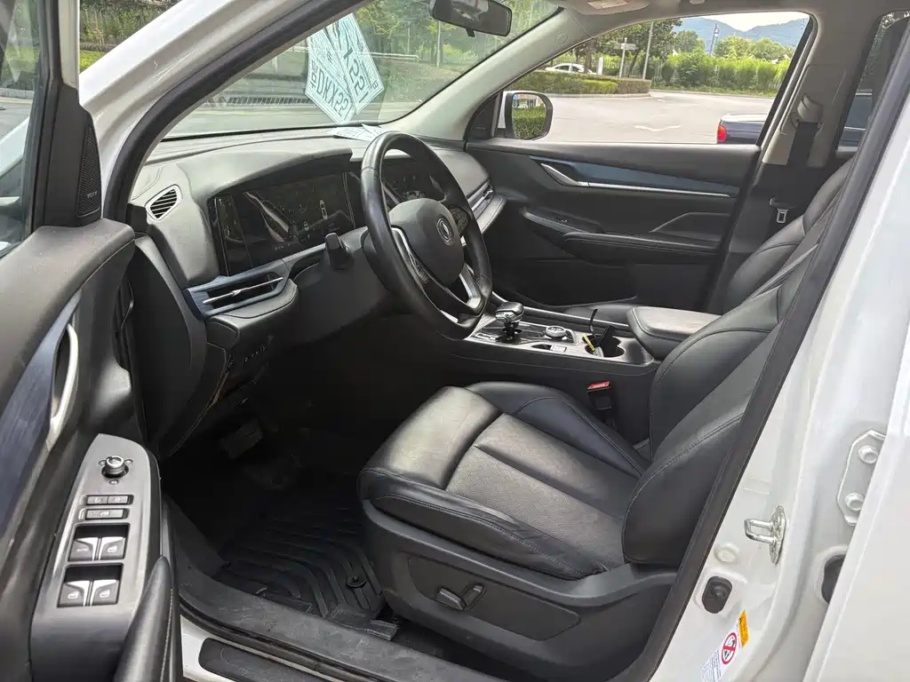 Changan CS55 Pure Electric Version 2020 — фото 5