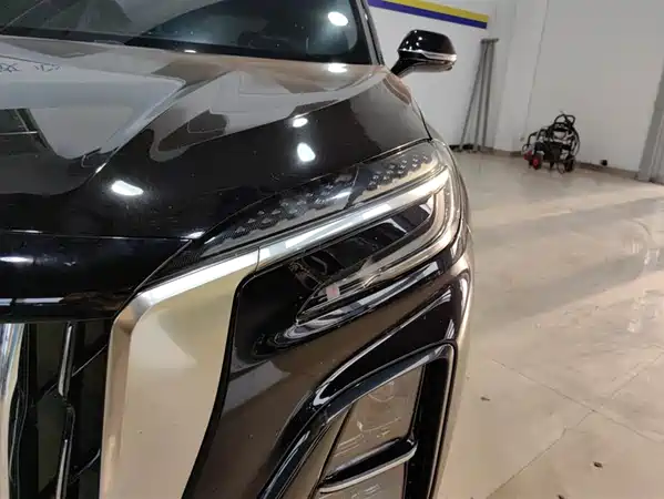 Hongqi HS3 2023