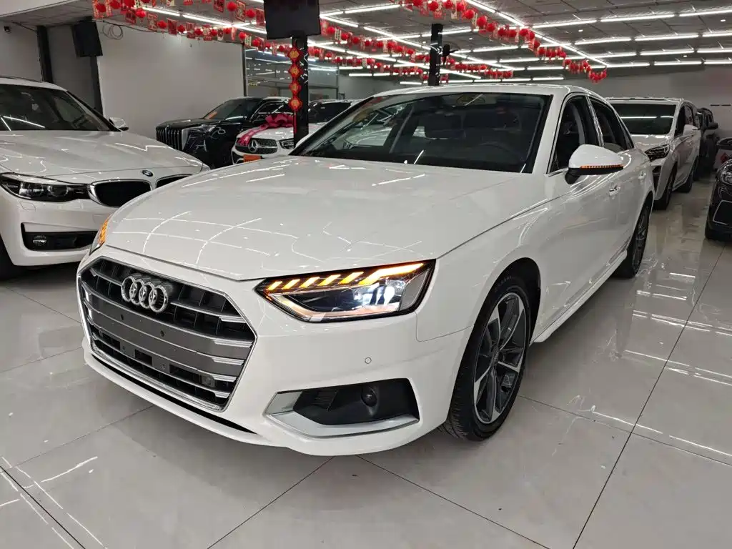 Audi A4L 2020