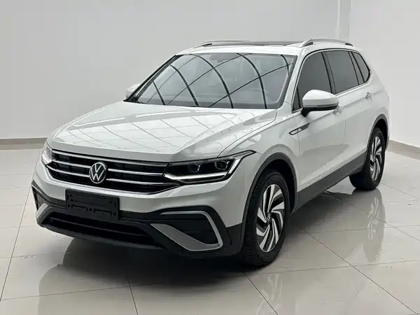 Volkswagen Tiguan L 2023