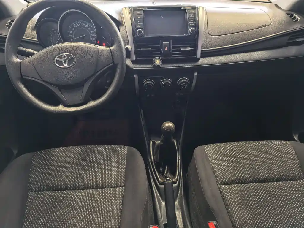 Toyota Vios 2015 — фото 8