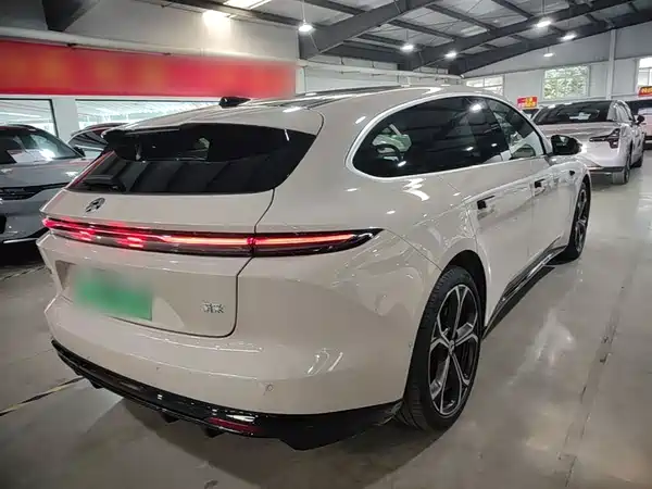 NIO ET5T 2025