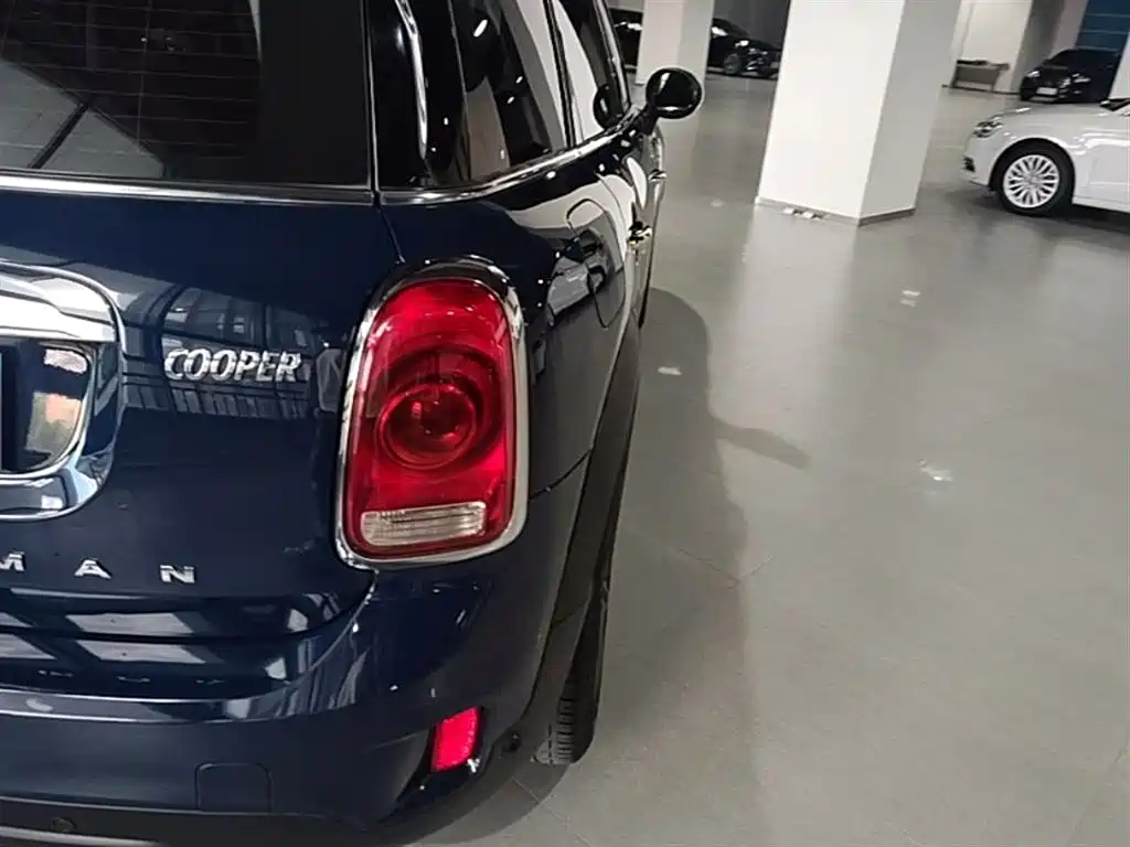 MINI Countryman 2019 — фото 8