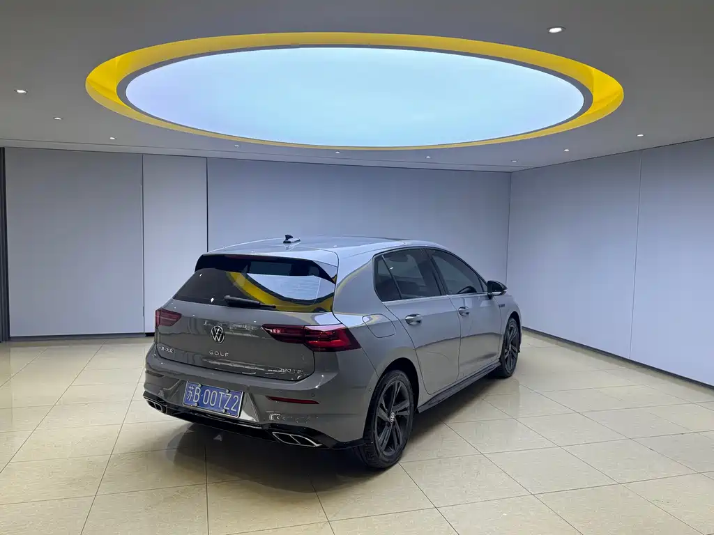 Volkswagen Golf 2022