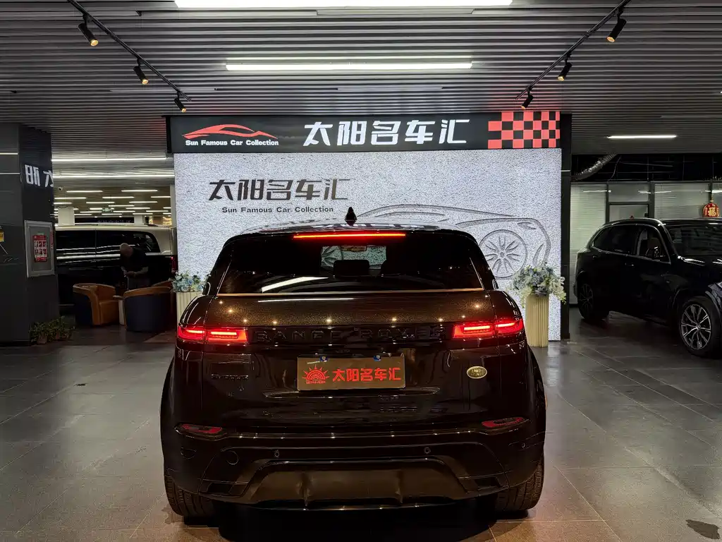 Land Rover Evoque 2024 — фото 18