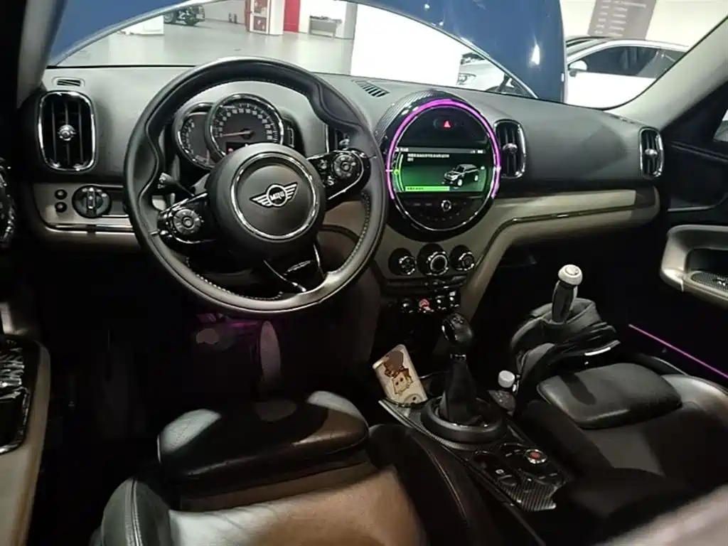 MINI Countryman 2019 — фото 10