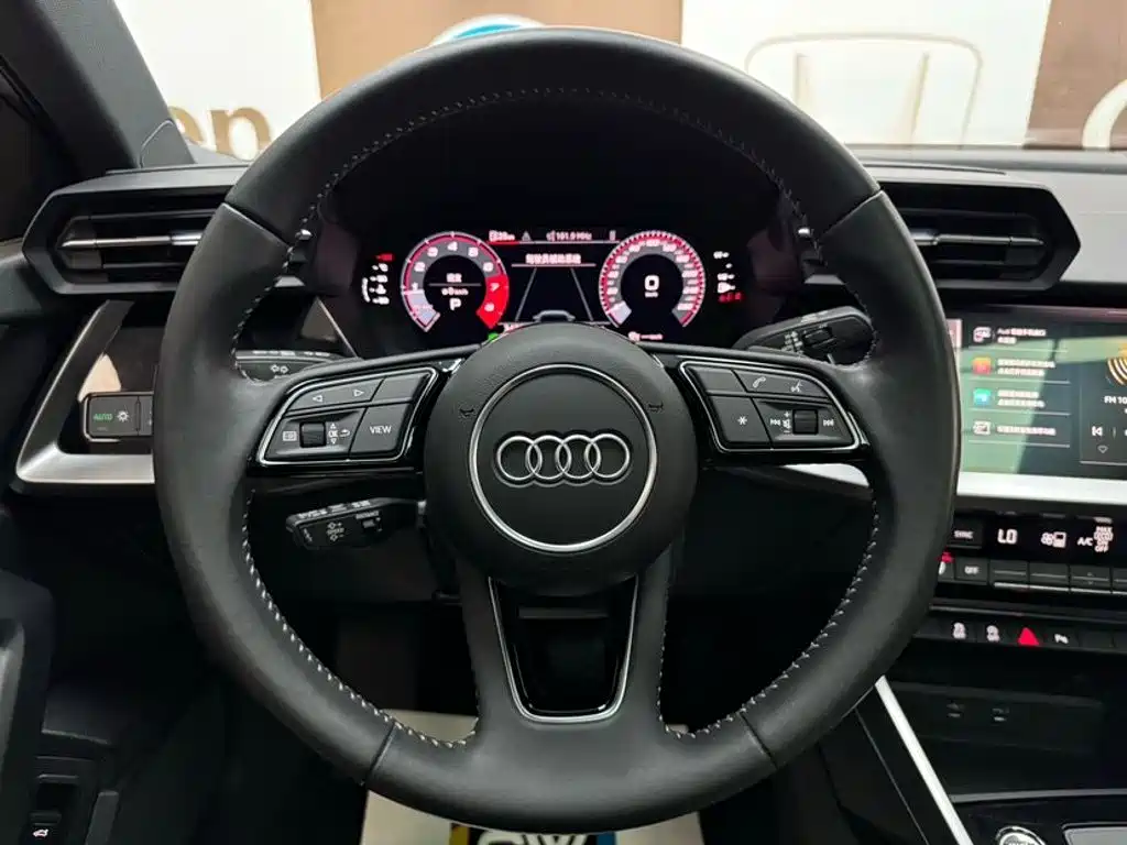 Audi A3 2022 — фото 10
