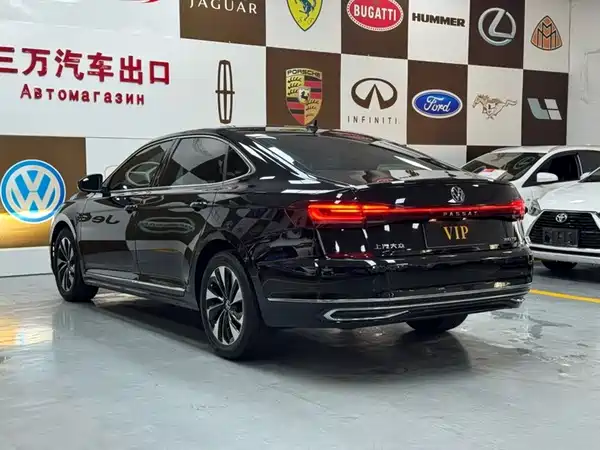 Volkswagen Passat 2022