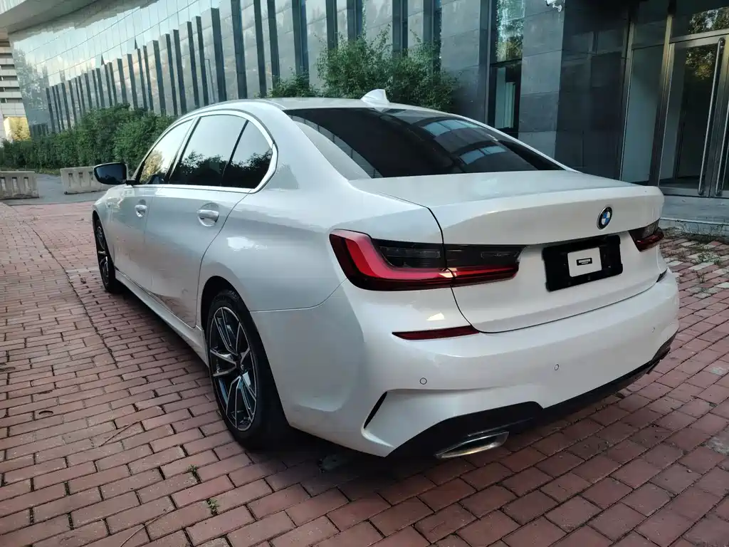 BMW 3 Series 2022