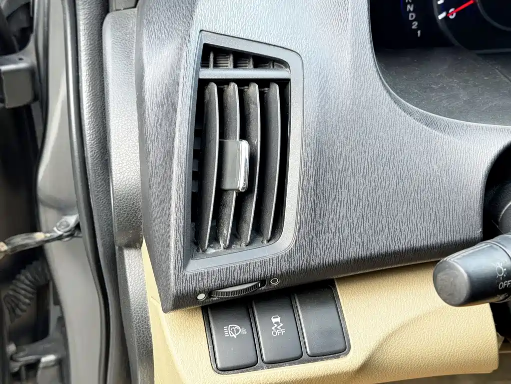 Honda Odyssey 2011 — фото 19