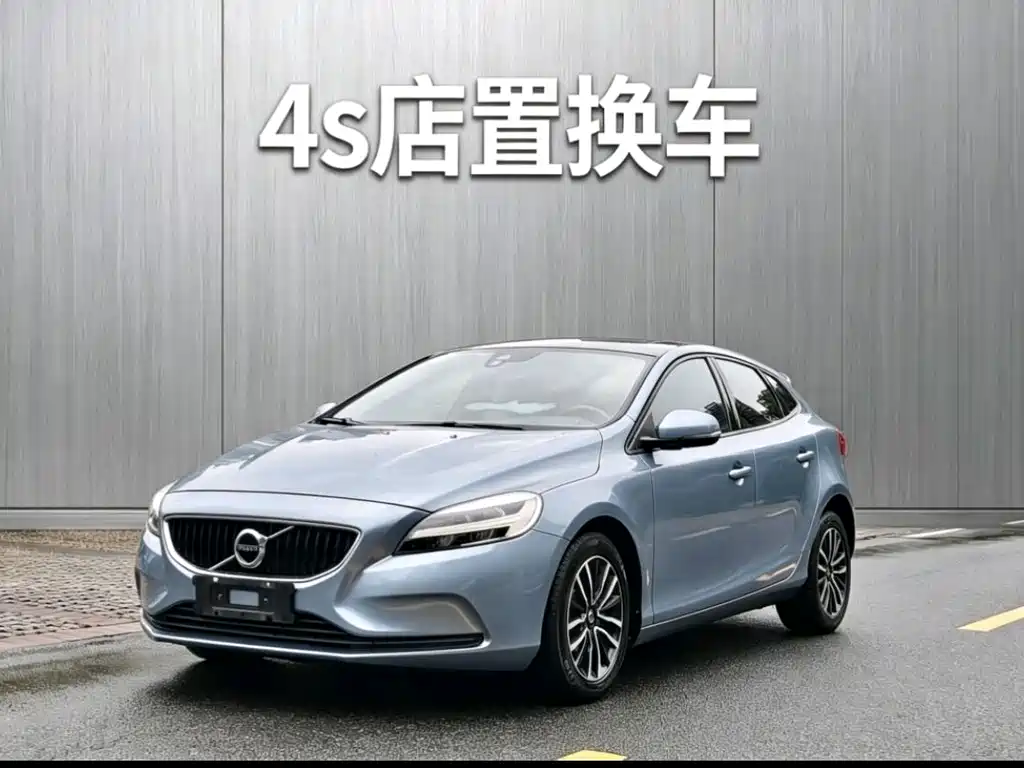 Volvo V40 2017 — фото 1