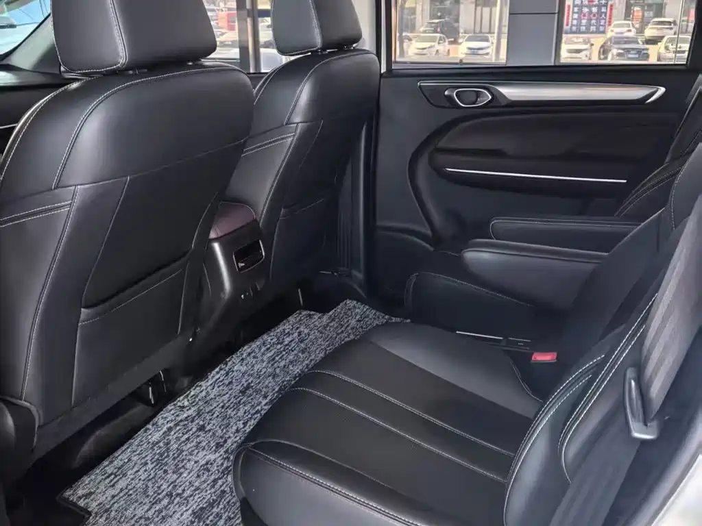 GAC Motor Trumpchi M6 2023 — фото 10