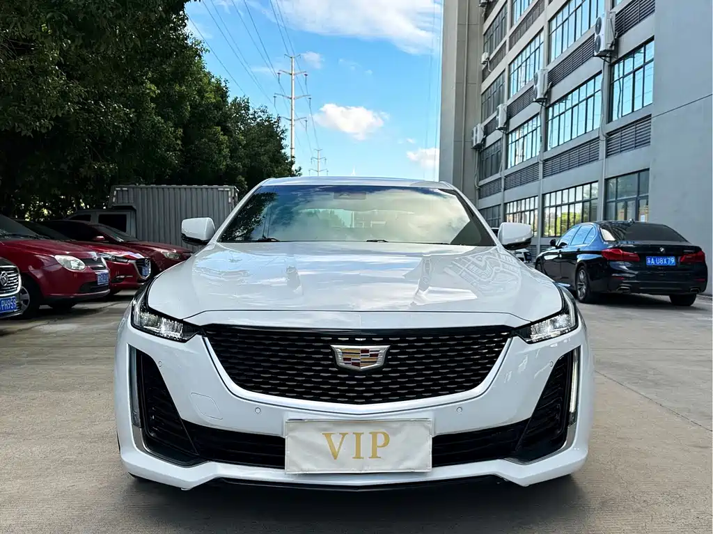 Cadillac CT5 2023 — фото 2