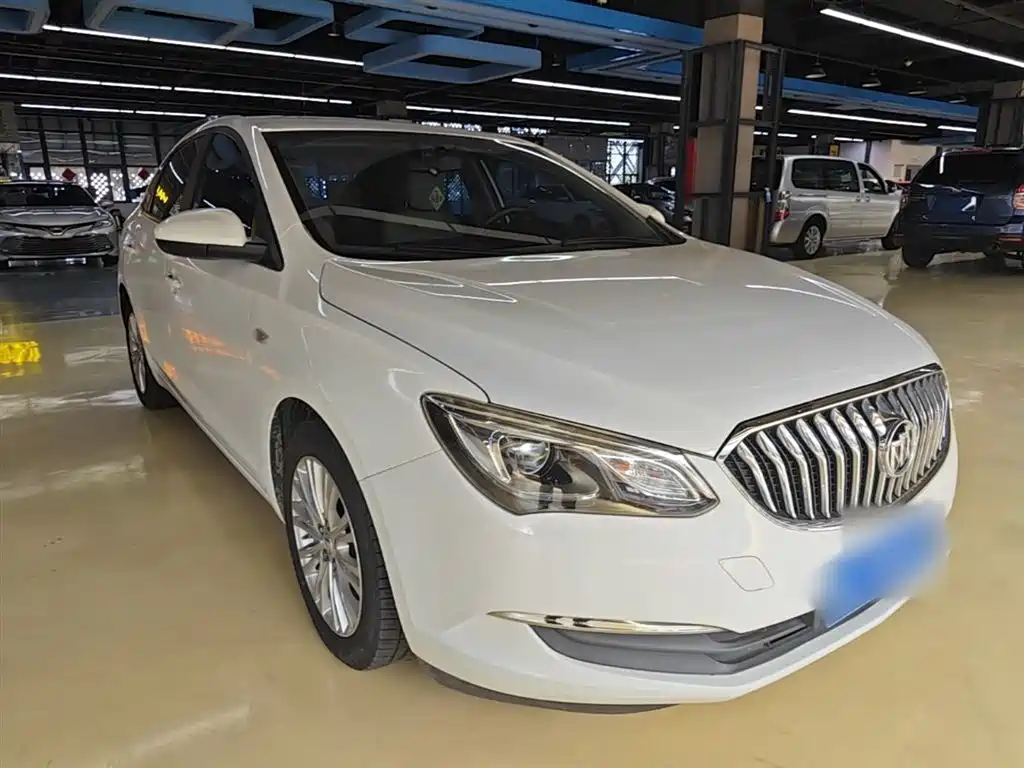 Buick Excelle 2016 — фото 4