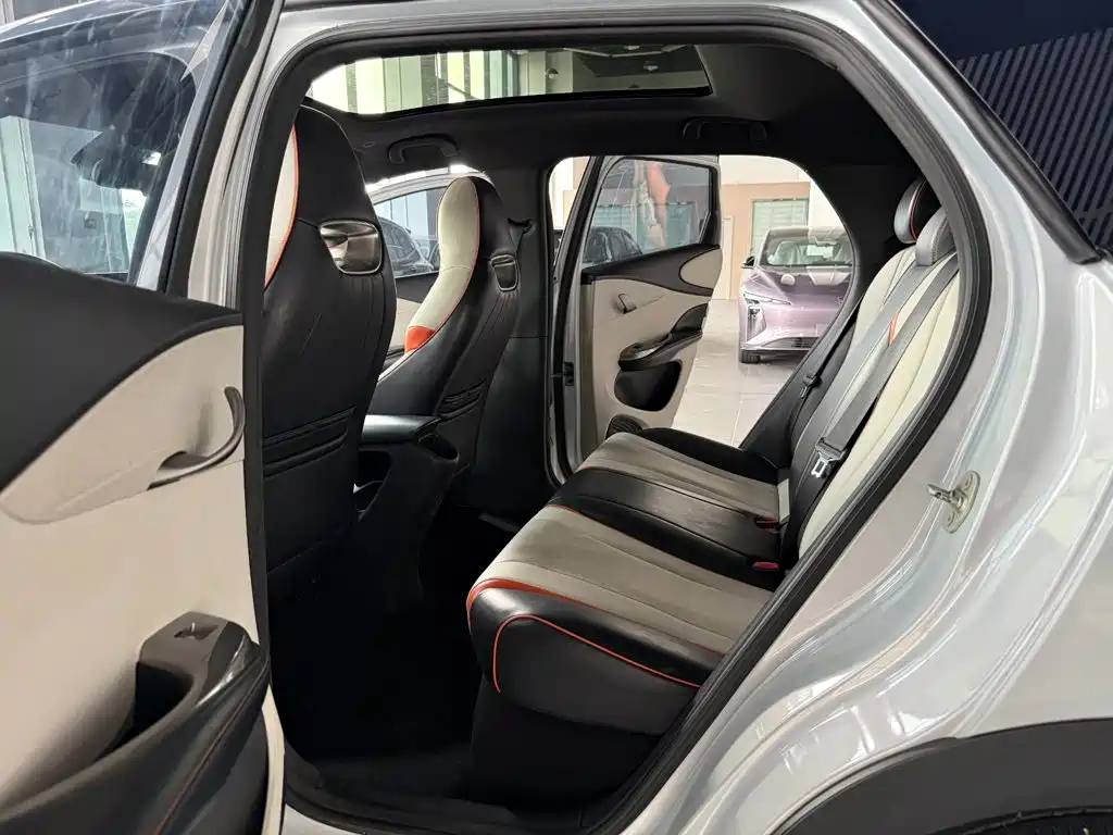 BYD Dolphin 2021 — фото 10