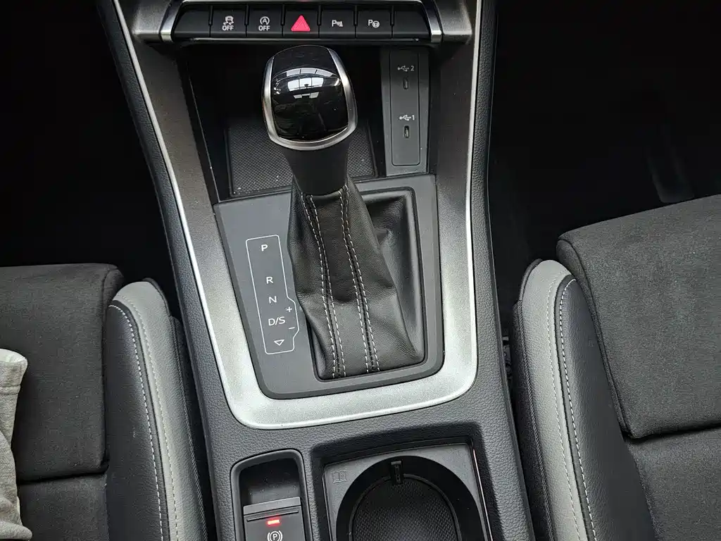 Audi Q3 2022 — фото 22