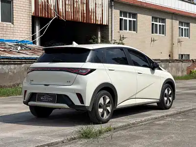 BYD Dolphin 2025