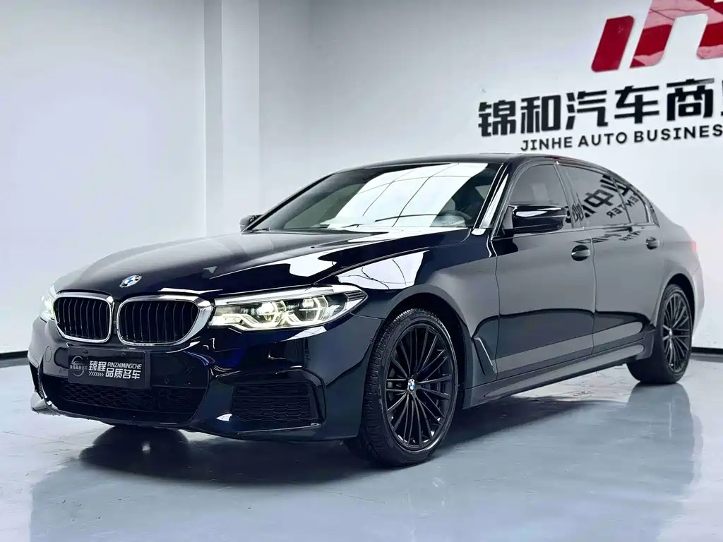 BMW 5 Series 2019 — фото 1