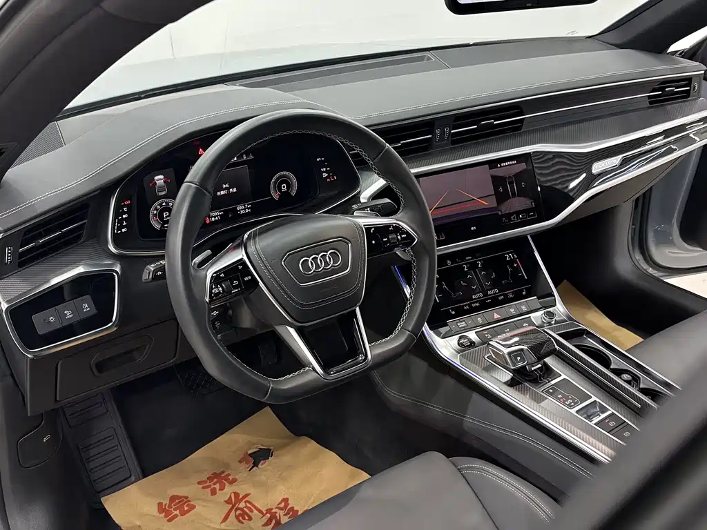 Audi A7L 2025