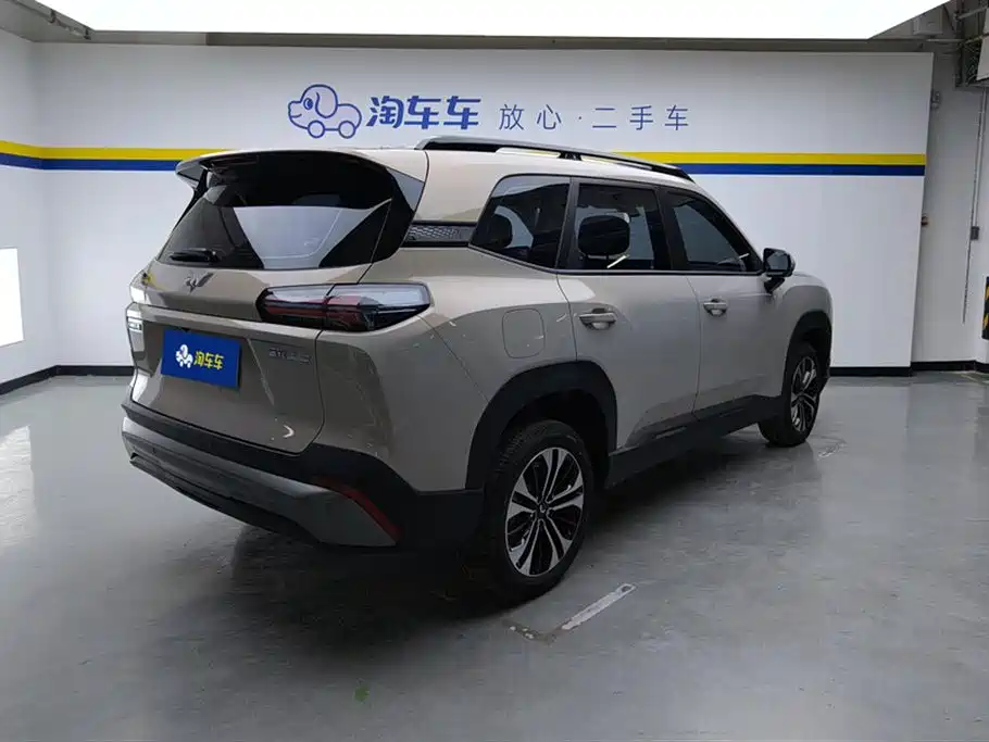 Wuling Starlight 560 EV 2026 — фото 3