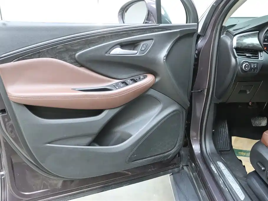 Buick Envision Plus 2015 — фото 11