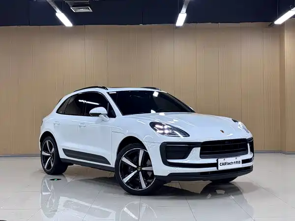 Porsche Macan 2023