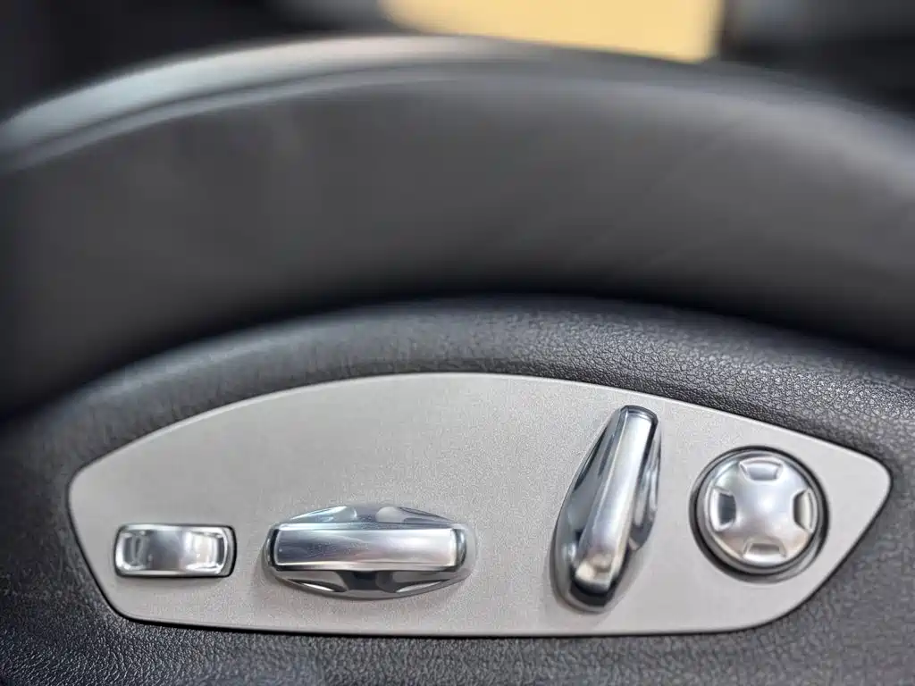 Porsche Macan 2023 — фото 13