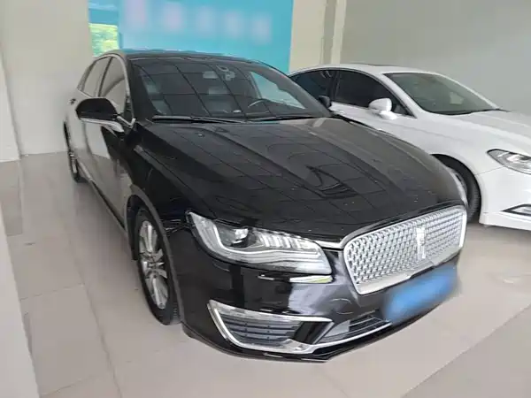 Lincoln MKZ 2018