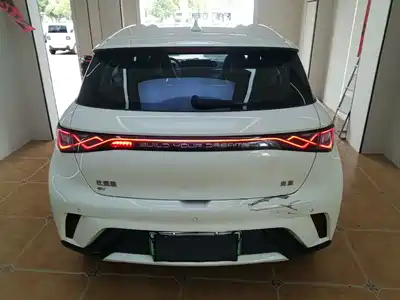 BYD Dolphin 2025