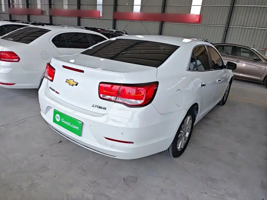 Chevrolet Malibu 2017 — фото 5