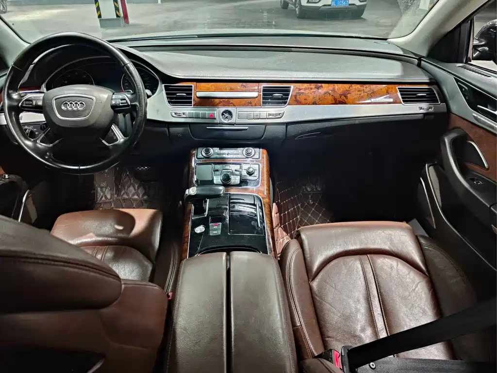 Audi A8 2012