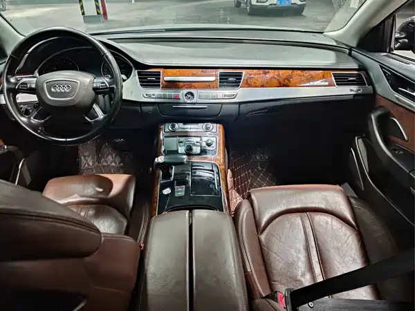 Audi A8 2012