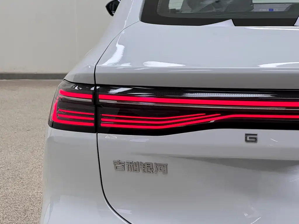 Geely Galaxy A7 EM 2026 — фото 11