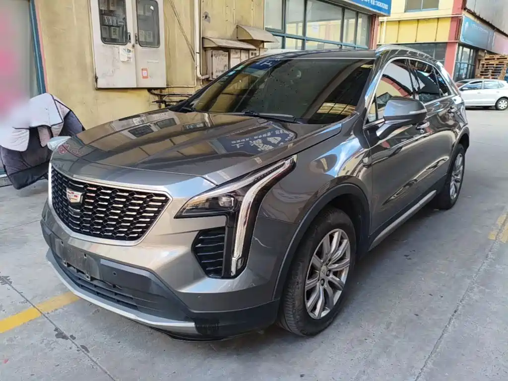 Cadillac XT4 2019 — фото 1