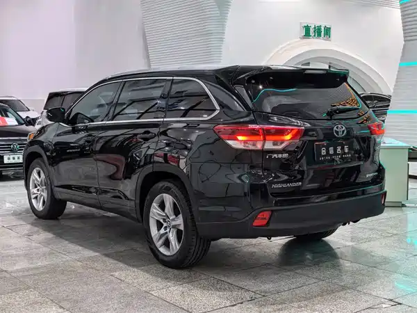 Toyota Highlander 2018