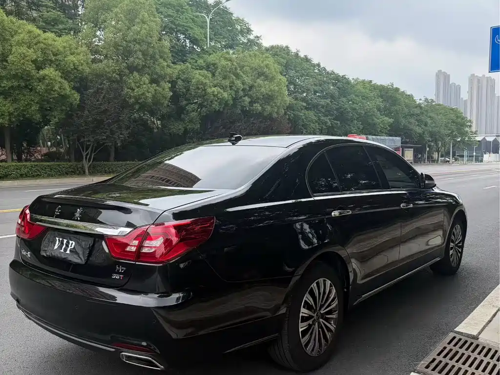 Hongqi H7 2018 — фото 12