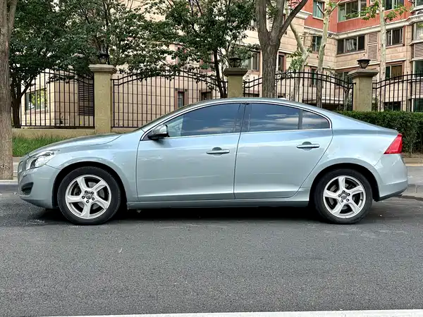 Volvo S60 2012