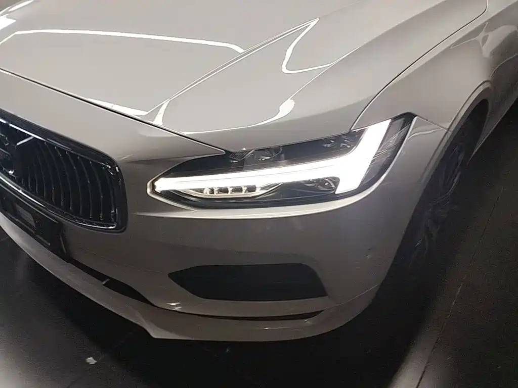 Volvo S90 2018 — фото 24