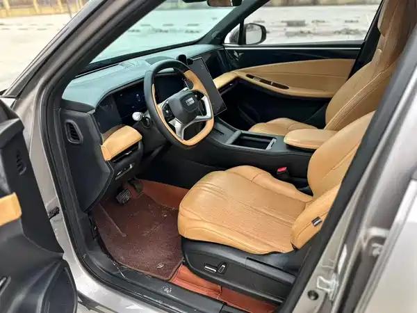 Geely Galaxy L7 2023