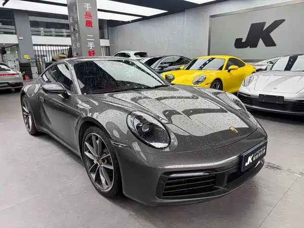 Porsche 911 2020