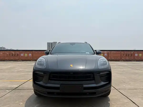 Porsche Macan 2022