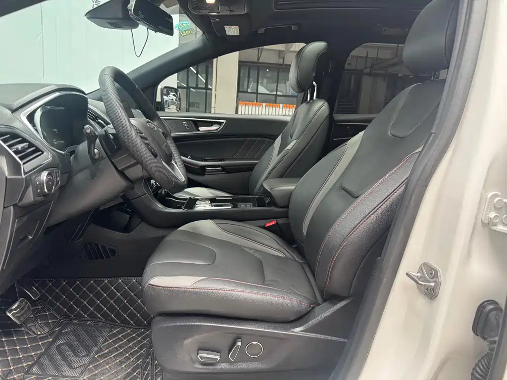 Ford Edge 2020 — фото 10