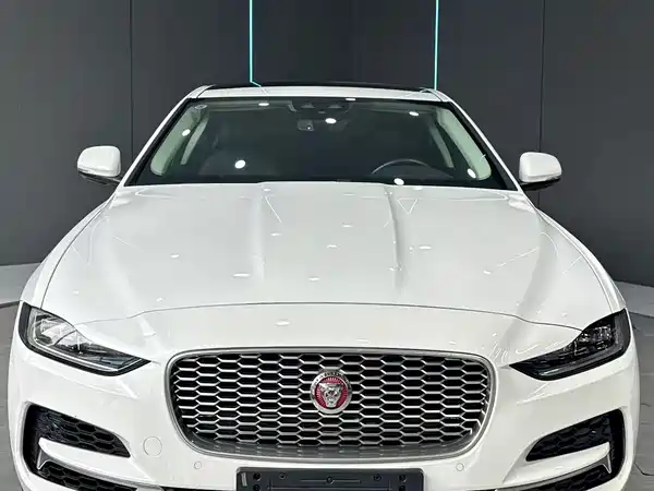 Jaguar XEL 2022