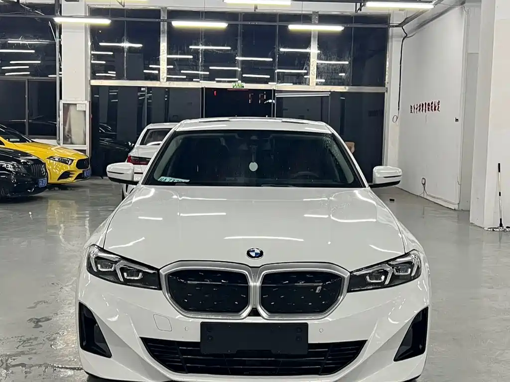 BMW i3 2023